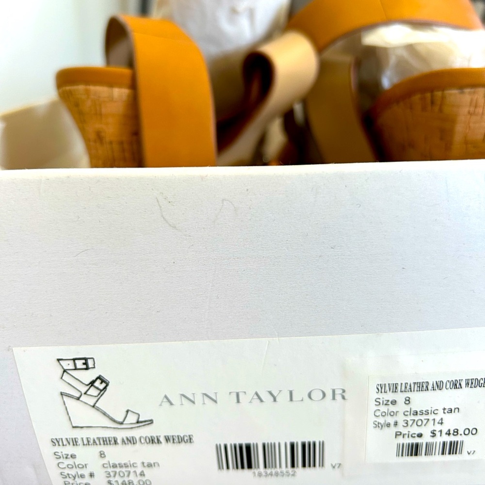 LOFT Sandals